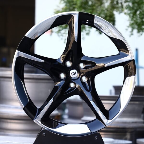 Xiaomi SU7 wheels – Black / Machined Directional Milled (Xiaomi OEM-Style), front view