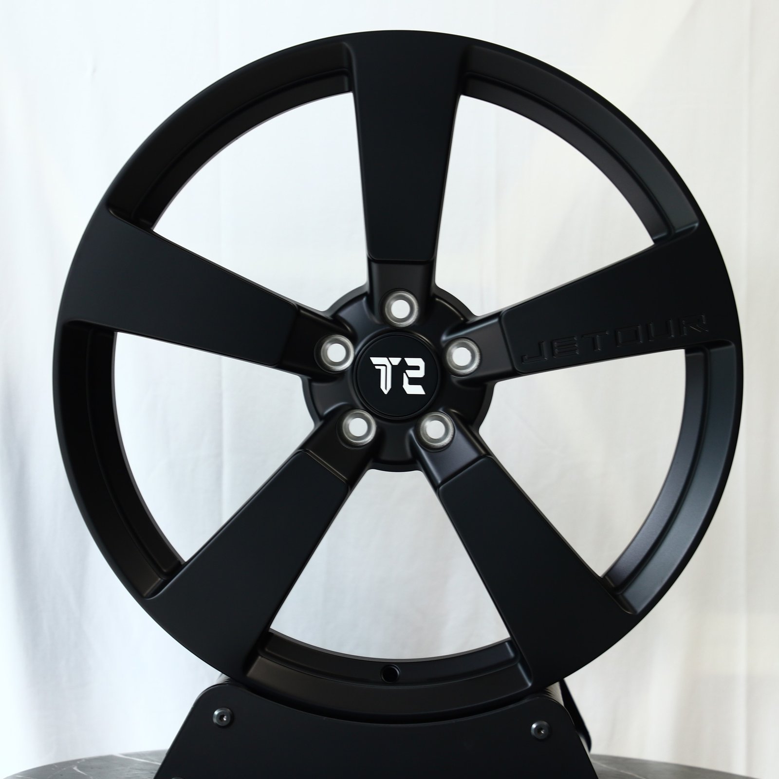 Toyota Camry wheels – Matte Silver Fan Spoke, front view