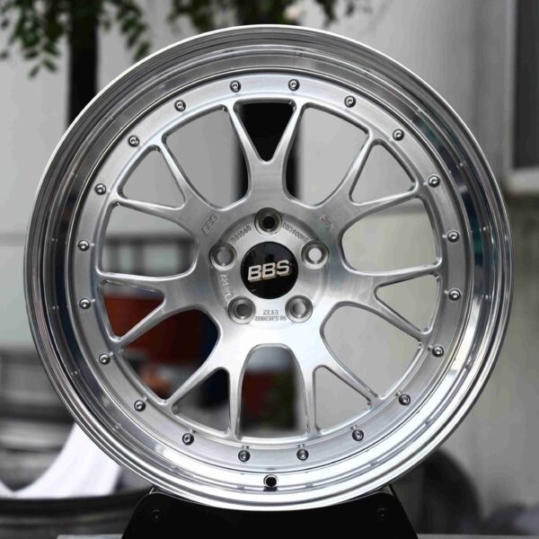 BBS-Style Brushed Silver Mesh Polished-Lip Forged Wheels – Porsche 911 / M3, front view