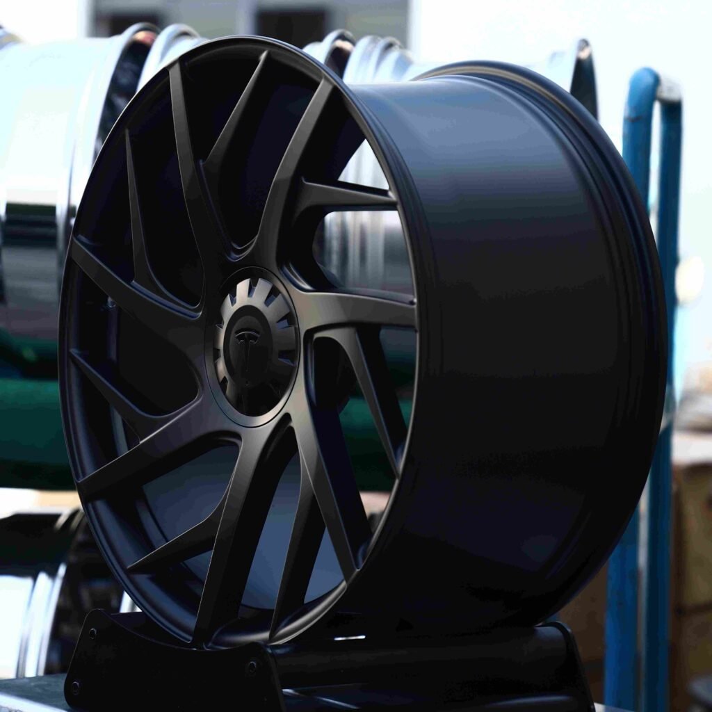 5x114.3 wheels – Matte Silver Center-Lock, side view