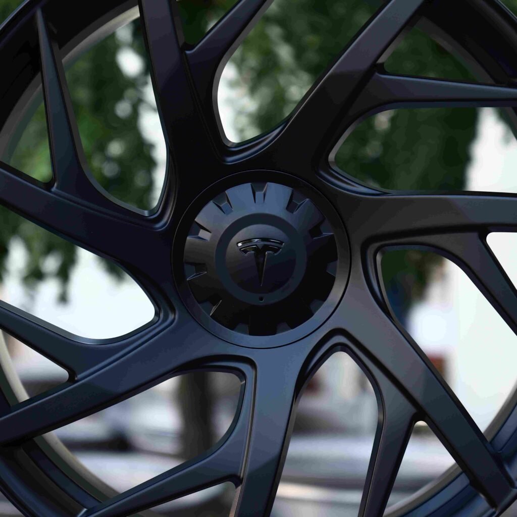 Tesla Model Y wheels – Matte Silver Center-Lock, lip and barrel detail