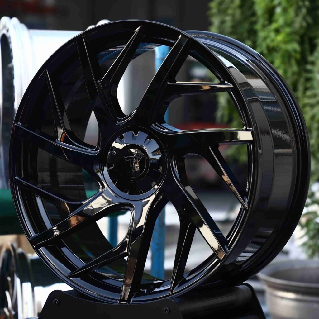 Tesla Model S wheels – Matte Silver Center-Lock, angled view