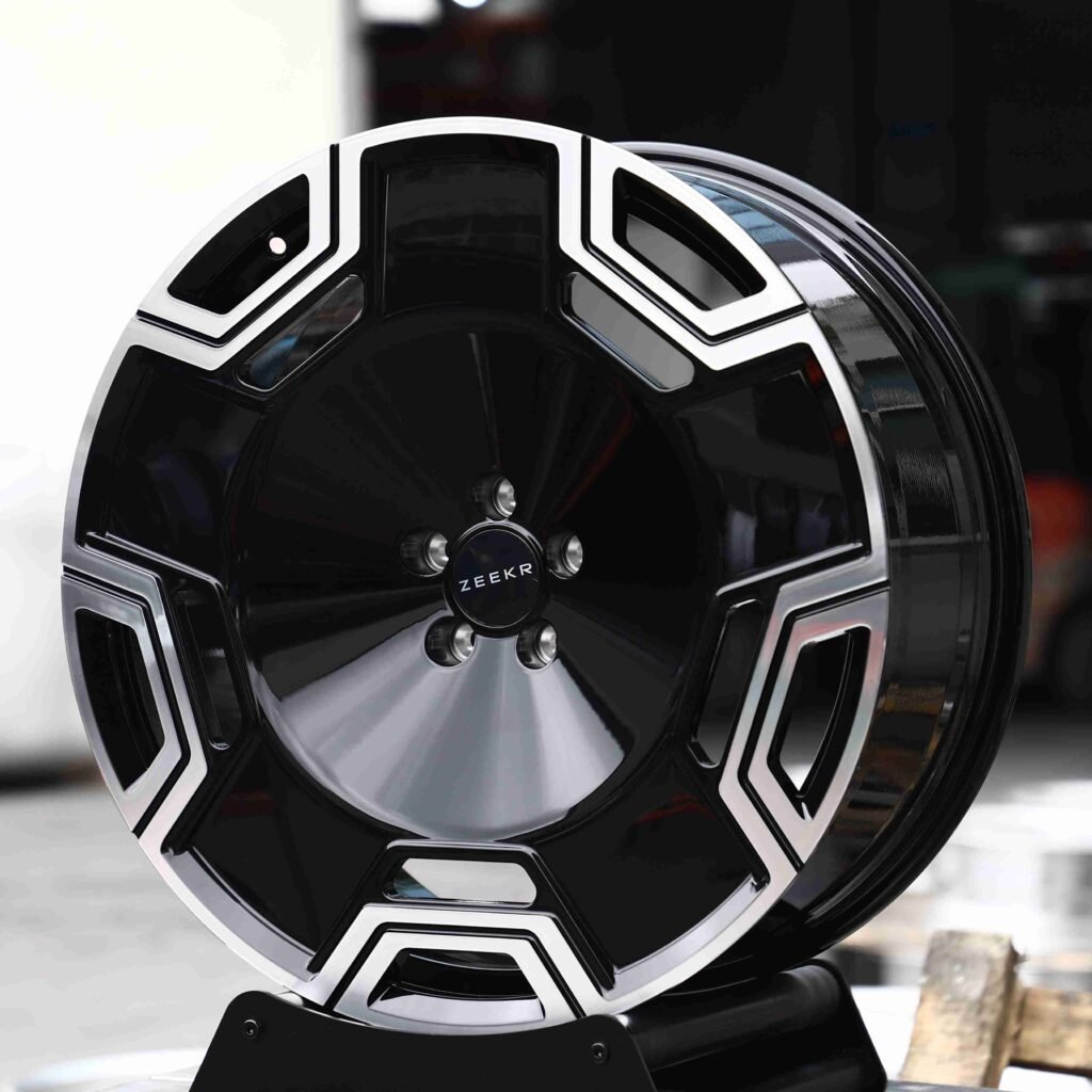 Matte Silver Forged Wheels - Zeekr 001 / Zeekr 007 Fitment (5-Lug) view 2