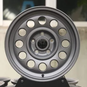 Jeep Wrangler / Grand Cherokee Forged Wheels – Gunmetal Round-Hole Deep Lip