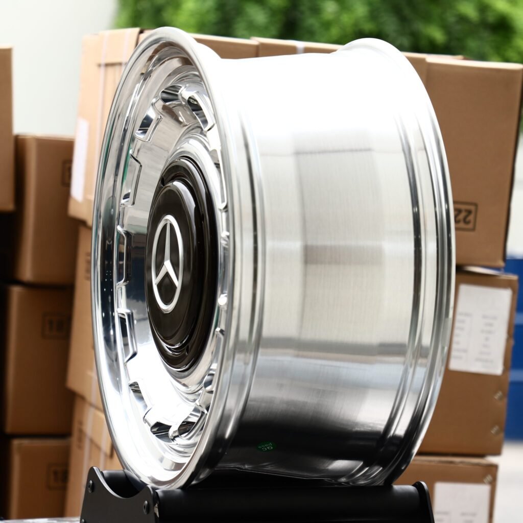 5x112 wheels – Matte Silver Full-Face, side view