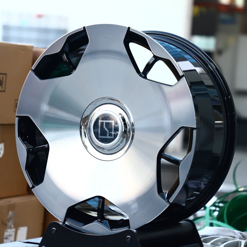 Zeekr 007 wheels – Matte Silver Full-Face, angled view