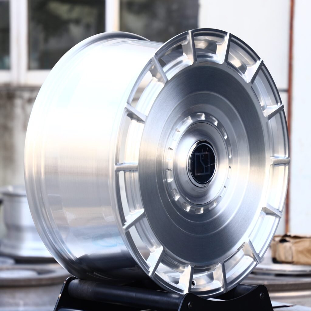 Matte Silver Full-Face Forged Wheels - Zeekr 001 / Zeekr 007 Fitment (5-Lug) – Design 2 view 3
