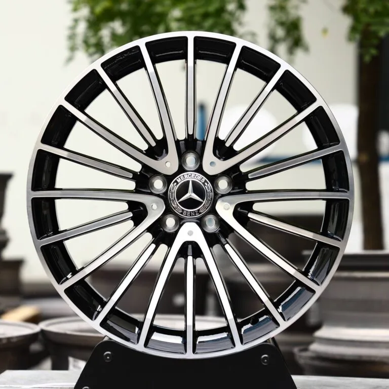 Mercedes-Benz E-Class wheels – Matte Silver Machined Face, front view