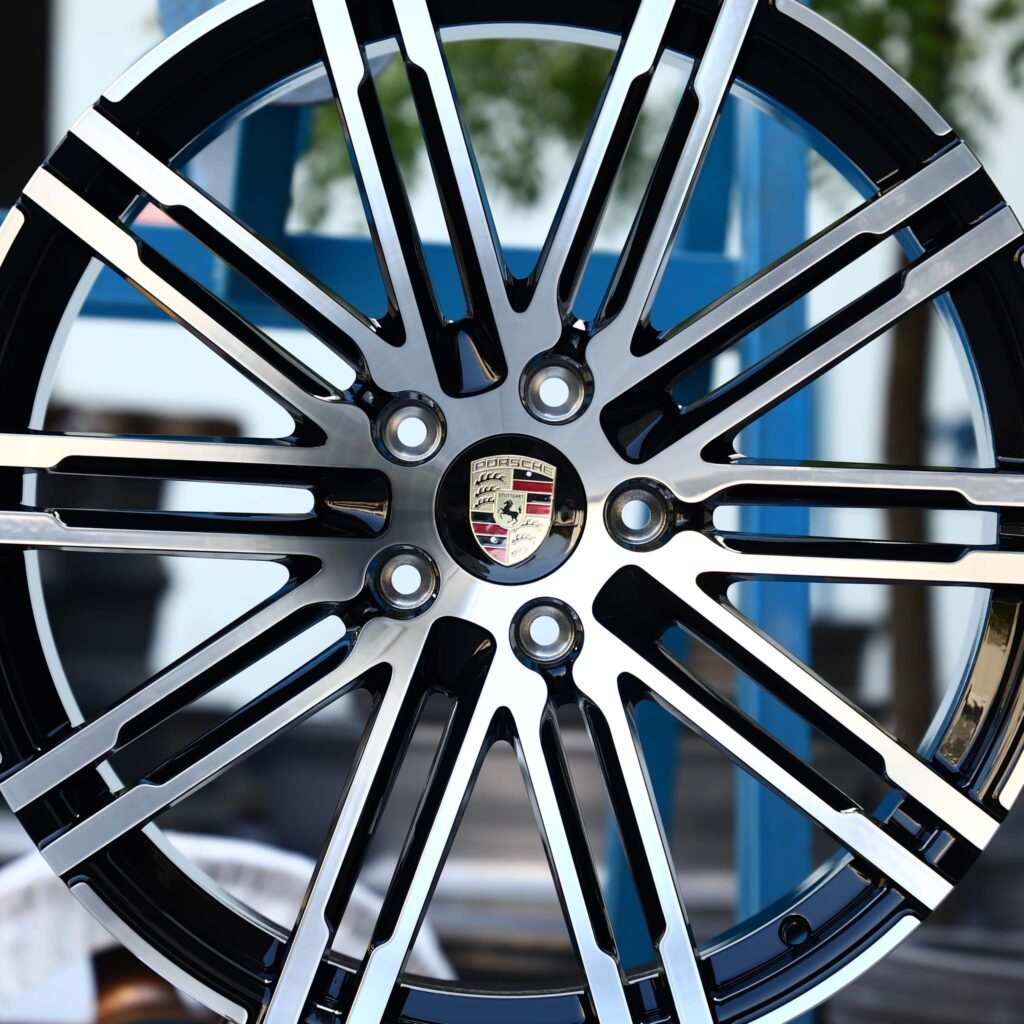 Porsche 911 wheels – Matte Silver Machined Face, lip and barrel detail