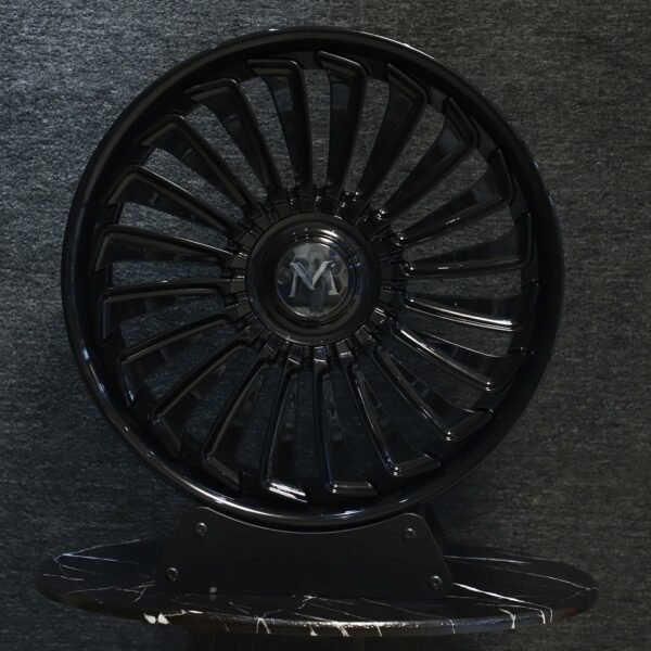 AITO M9 wheels – Gloss Black Multi-Spoke Turbine, front view
