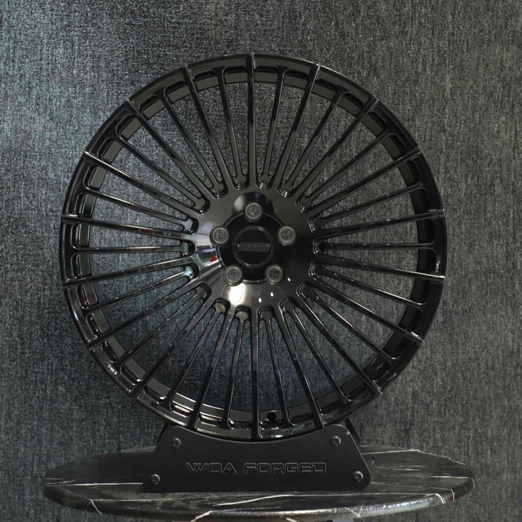 Audi A6 wheels – Matte Silver Multi-Spoke (Vossen-Style), front view