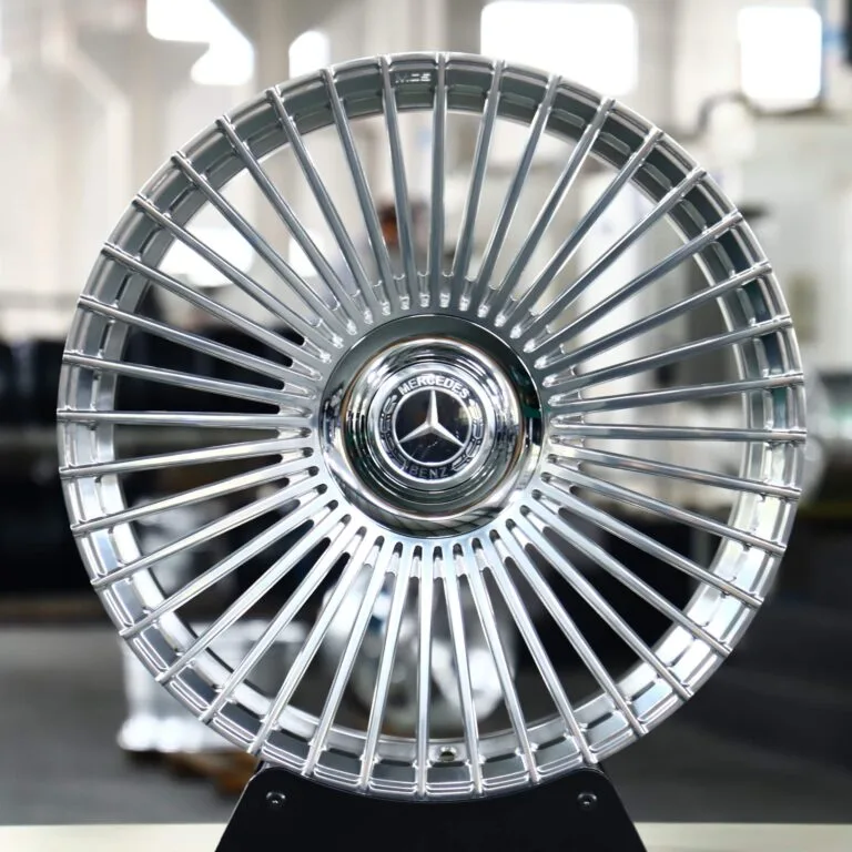 Mercedes-Benz E-Class wheels – Matte Silver Multi-Spoke, front view