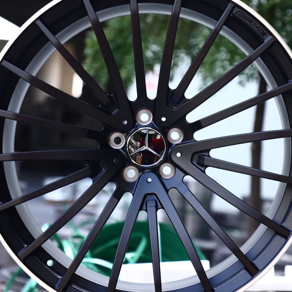 Mercedes-Benz C-Class W206 wheels – Matte Silver Multi-Spoke Machined Lip, lip and barrel detail