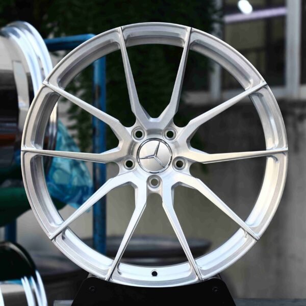 Mercedes-Benz E-Class W213 wheels – Matte Silver Petal (Mercedes-Benz OEM-Style), front view