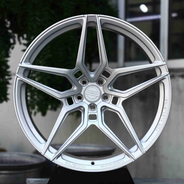 Porsche 911 992 wheels – Matte Silver Petal (Porsche OEM-Style), front view