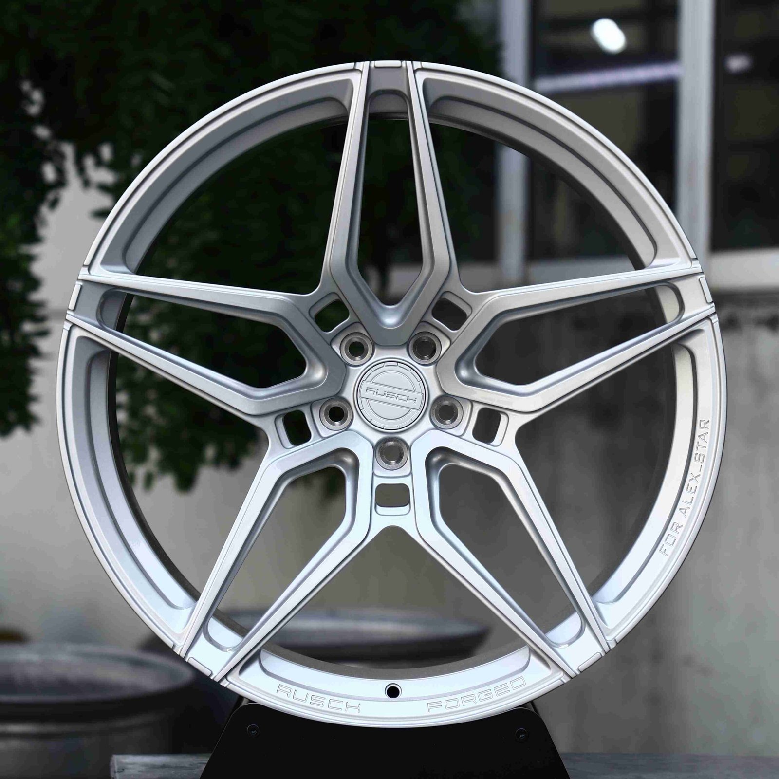 Porsche 911 992 wheels – Matte Silver Petal (Porsche OEM-Style), front view
