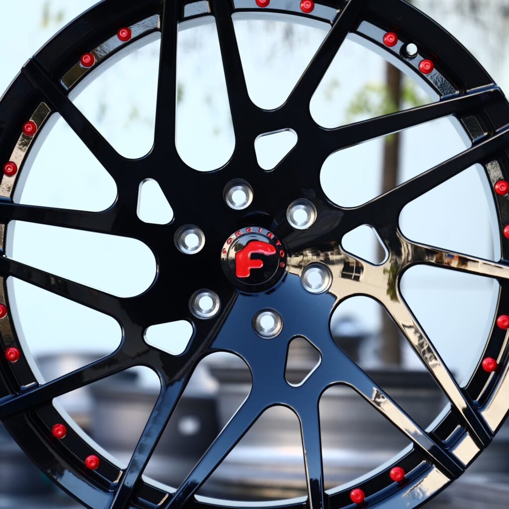 Chevrolet Silverado 1500 wheels – Matte Silver Riveted, lip and barrel detail