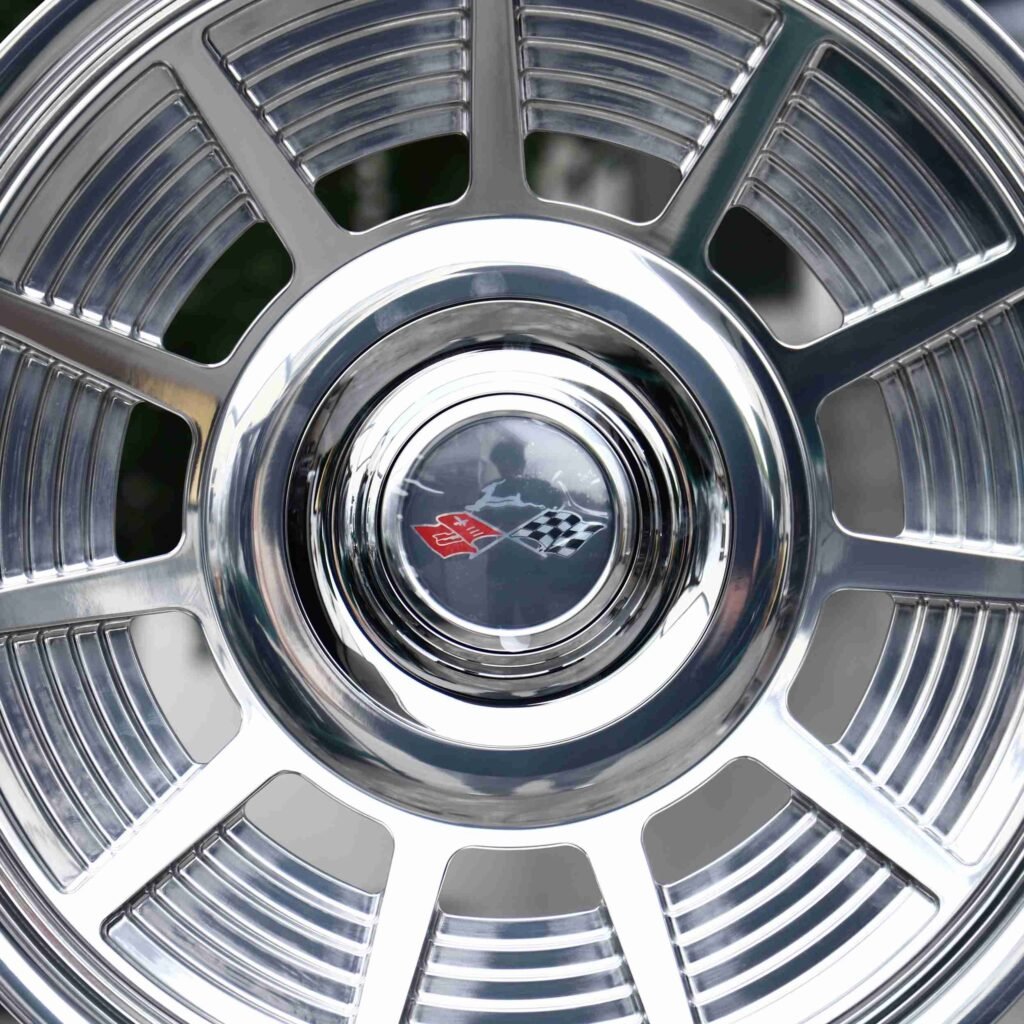 Chevrolet Corvette C8 wheels – Matte Silver Semi-Full-Face (Corvette OEM-Style), lip and barrel detail