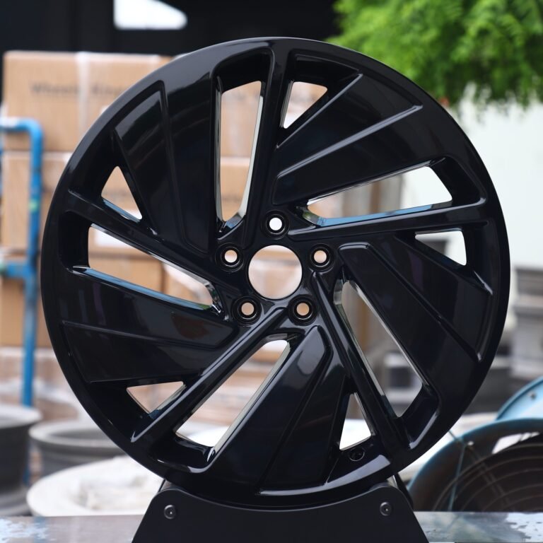 Porsche 911 wheels – Matte Silver Split Directional Milled, front view