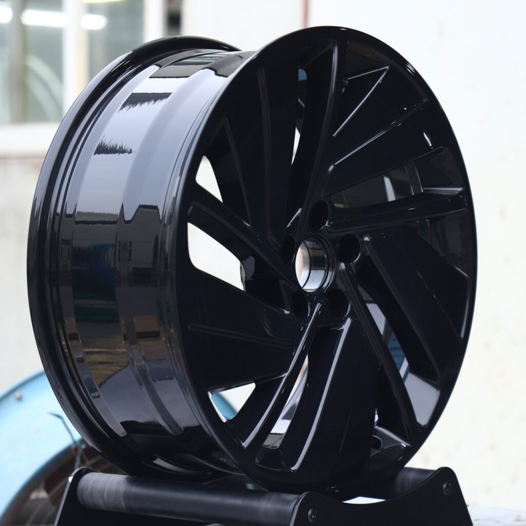 BMW M4 F82 wheels – Matte Silver Split Directional Milled, lip and barrel detail