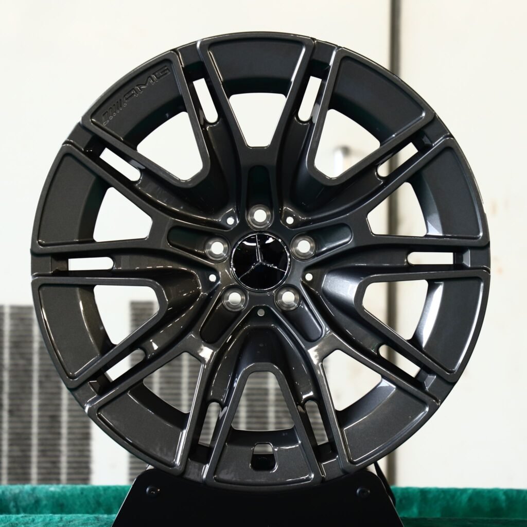 Mercedes-Benz E-Class wheels – Matte Silver Split, front view