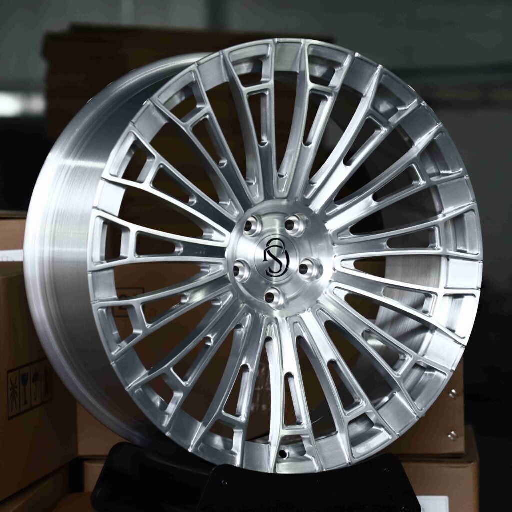 BMW M3 wheels – Matte Silver Split, angled view