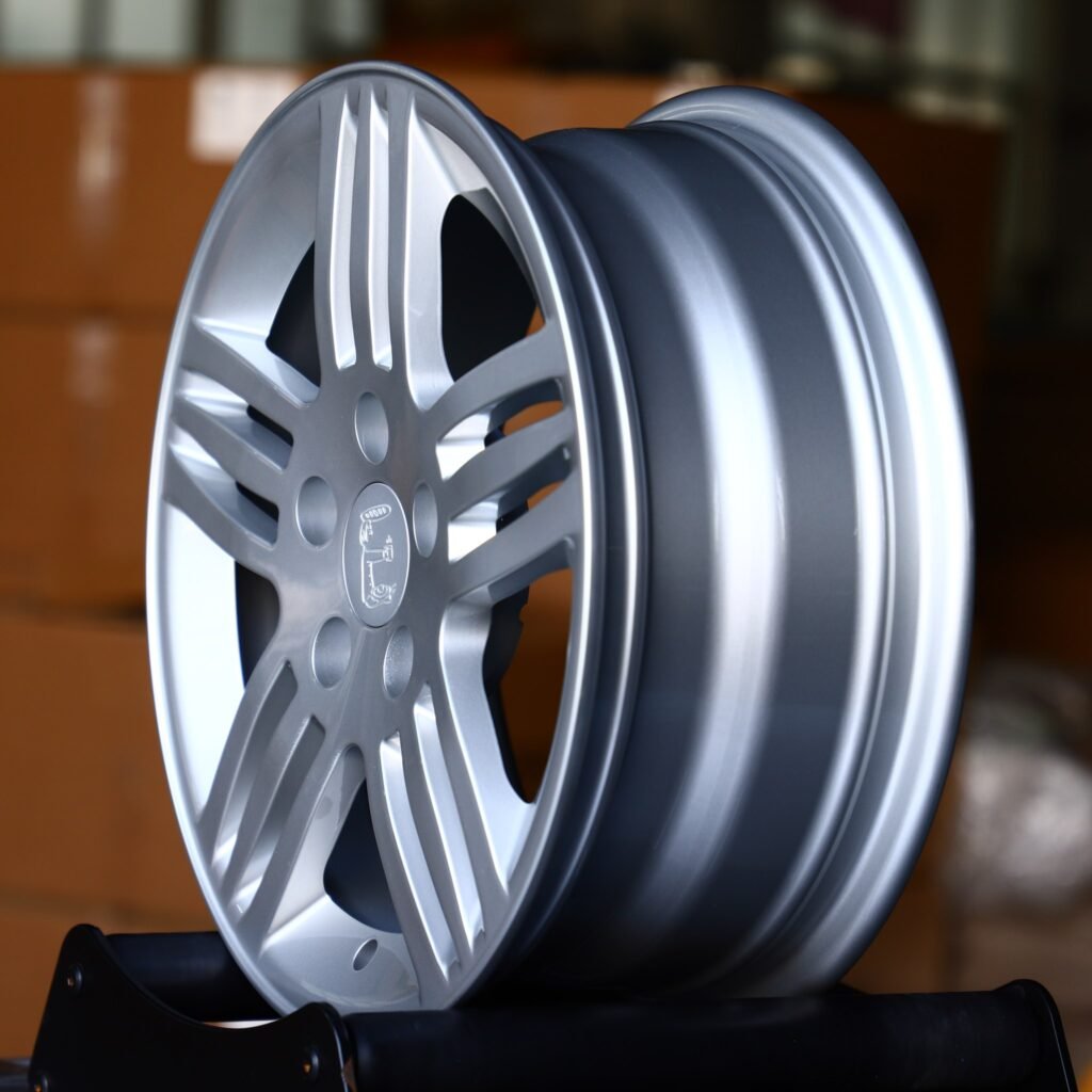 5x130 wheels – Matte Silver Split, side view