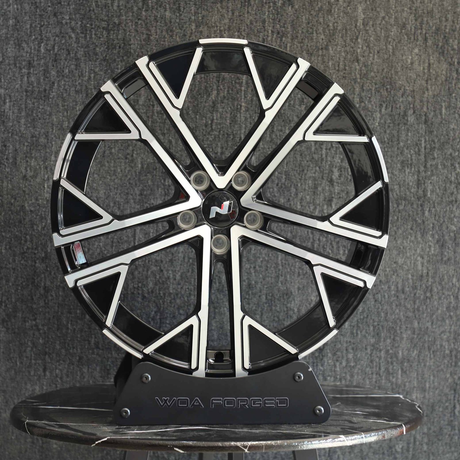 Hyundai Elantra N wheels – Hyundai N Style Matte Silver Split-Spoke Machined Face, front view