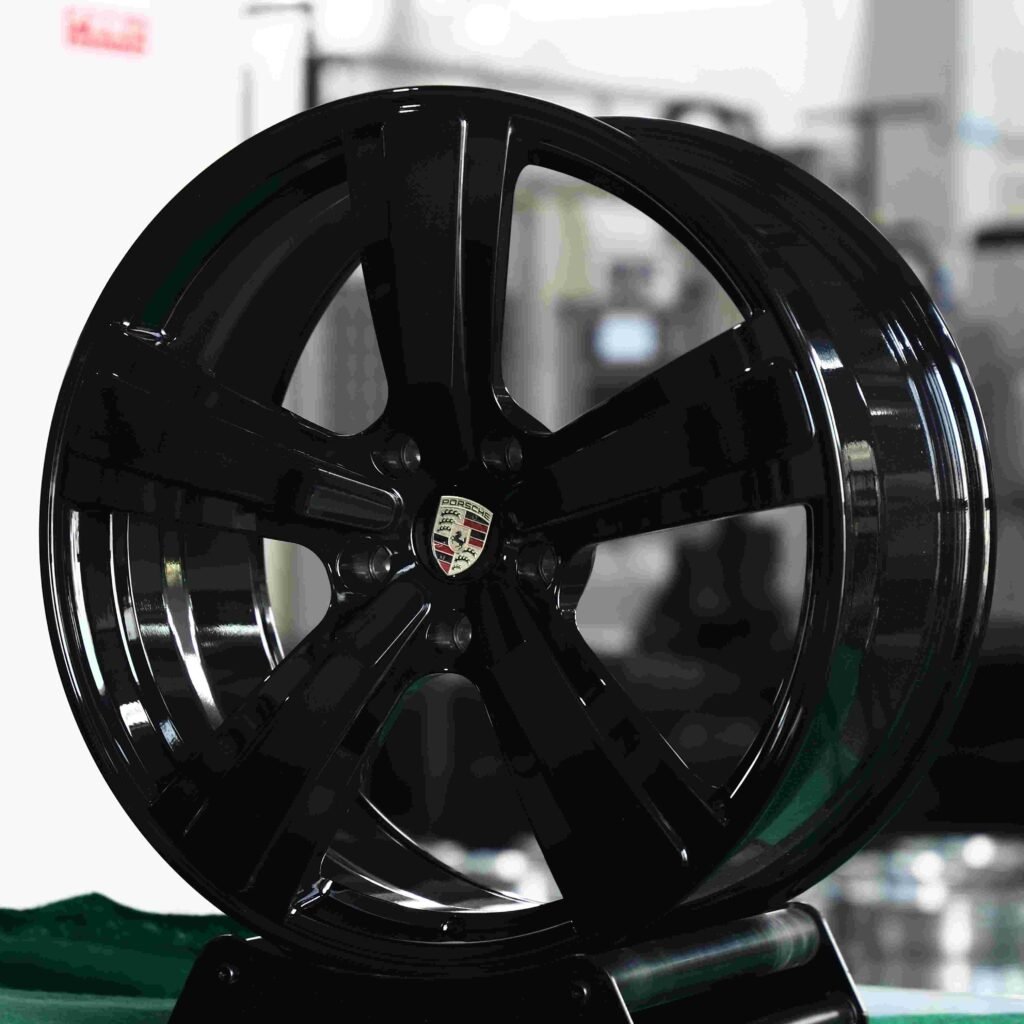 Porsche Cayenne wheels – Matte Silver Turbine, angled view