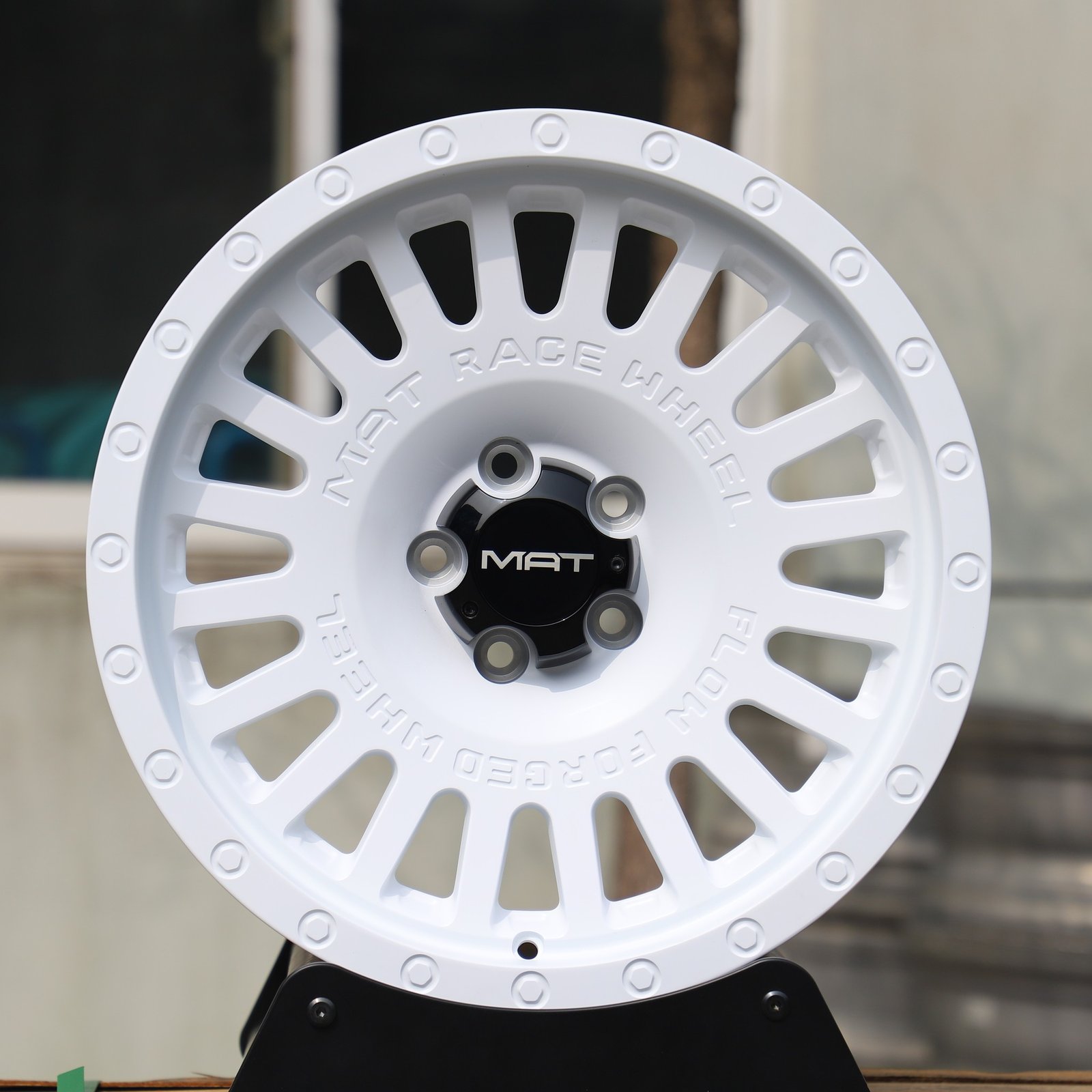 Toyota 4Runner wheels – Matte White 20-Spoke Exposed Bolt Detail, front view