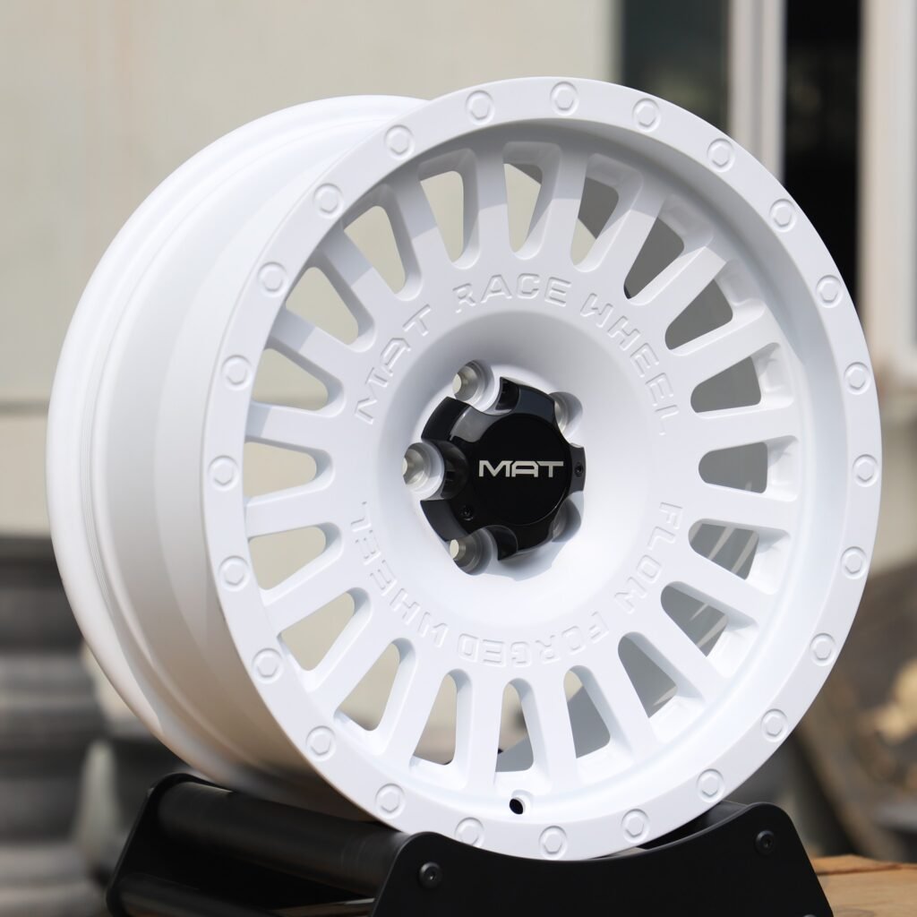6x139.7 wheels – Matte White 20-Spoke Exposed Bolt Detail, side view