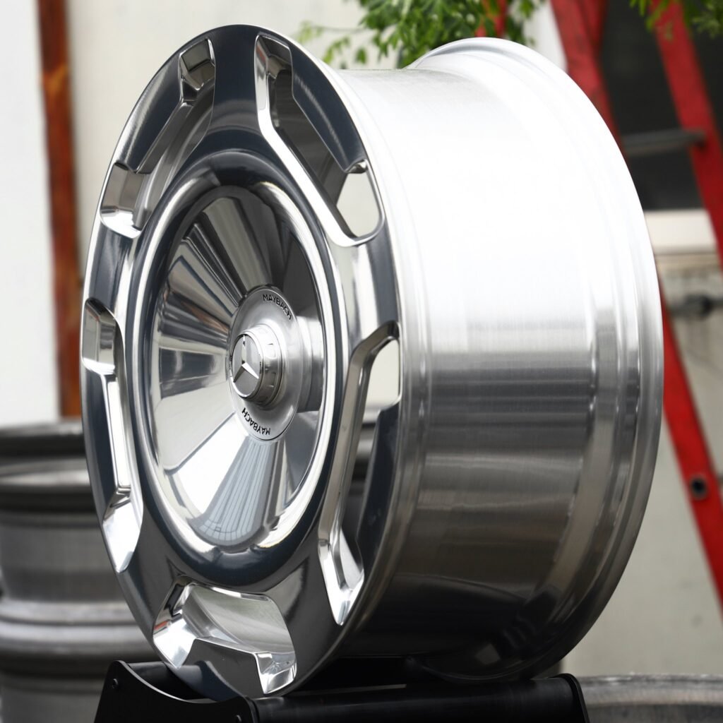 5x112 wheels – Polished Full-Face Dish (Maybach-Style), side view