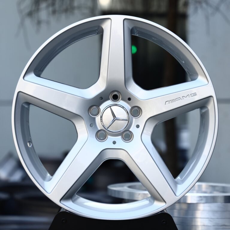 Mercedes-Benz E-Class wheels – Bright Silver / Machined 5-Spoke (Mercedes-Benz OEM-Style), front view