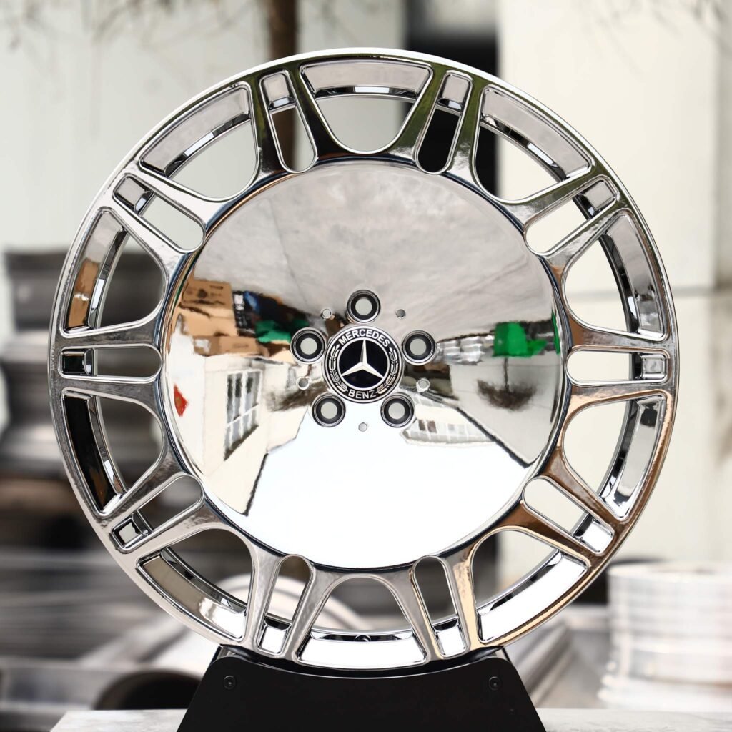 Mercedes-Benz E-Class wheels – Chrome Mesh (Mercedes-Benz OEM-Style), front view