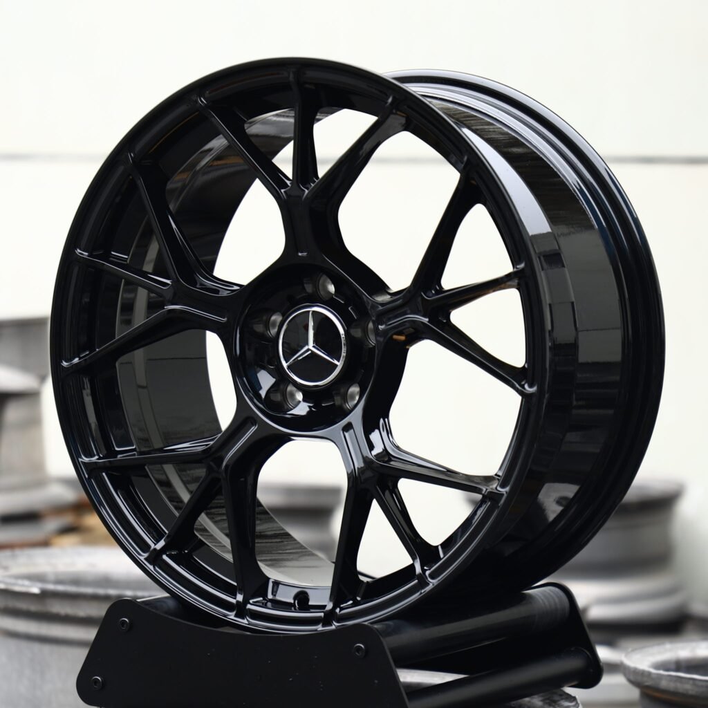 Mercedes-Benz S-Class wheels – Gloss Black 5 Y-Spoke (Mercedes-Benz OEM-Style), angled view