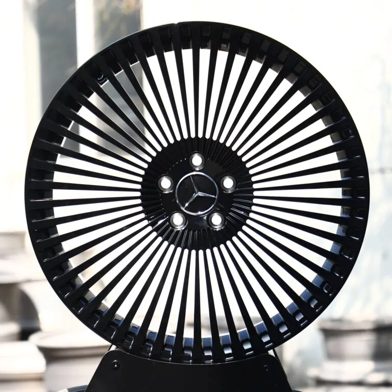 Mercedes-Benz OEM-Style Gloss Black Turbine Multi-Spoke Forged Wheels – Mercedes-Benz E-Class / S-Class, front view