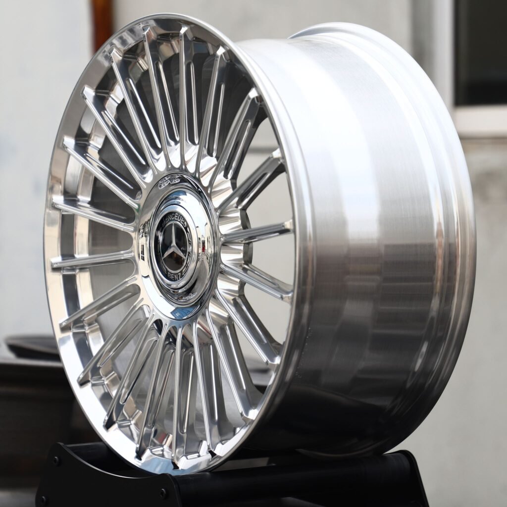 5x112 wheels – Hyper Silver 20-Spoke Polished Lip (Mercedes-Benz OEM-Style), side view