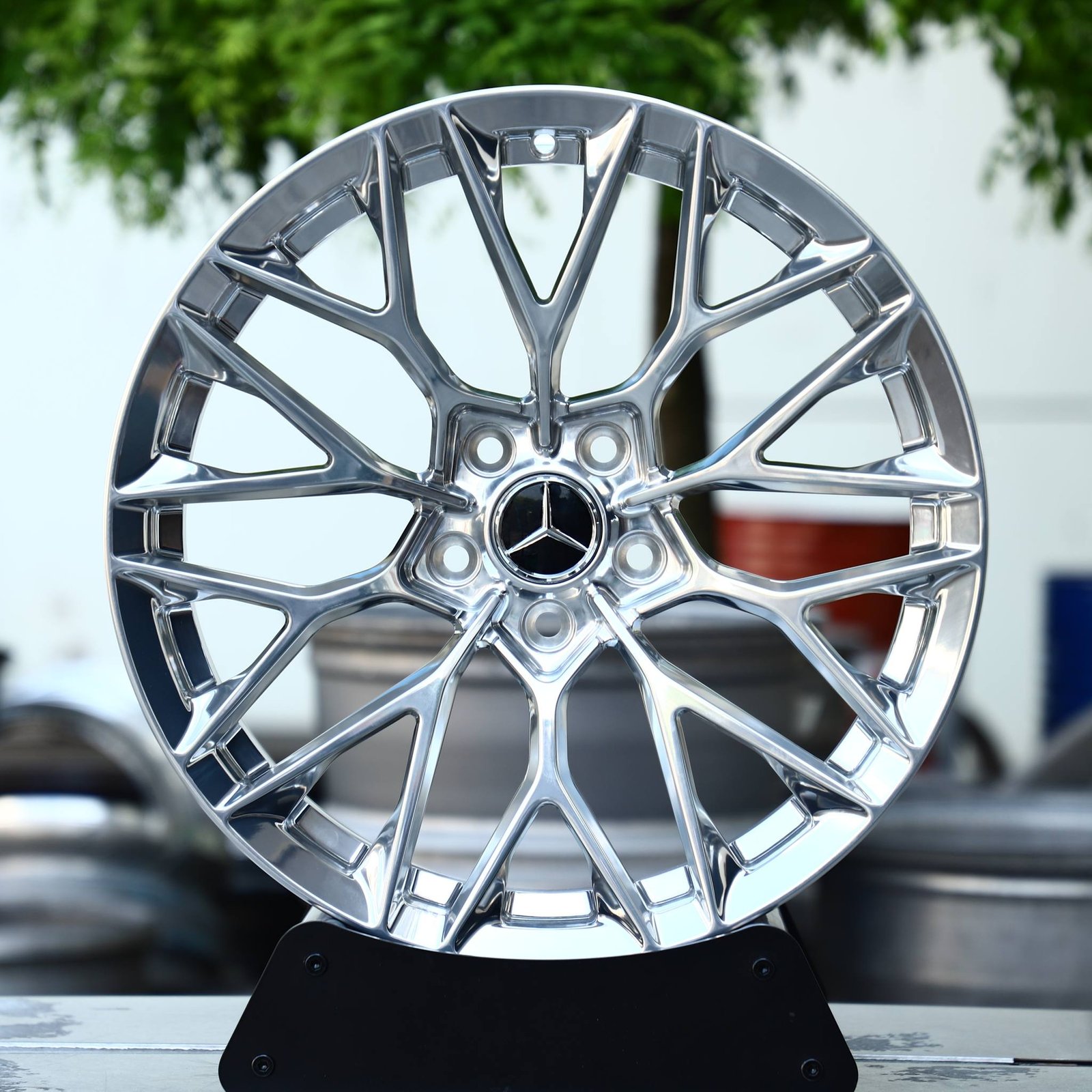 Mercedes-Benz E-Class wheels – Hyper Silver Mesh Multi-Spoke (Mercedes-Benz OEM-Style), front view