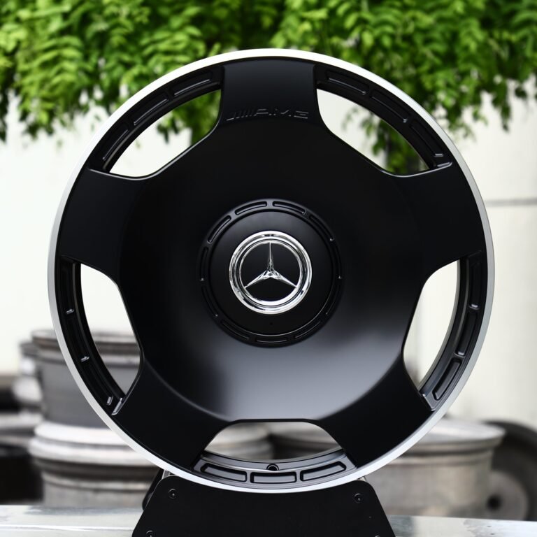 Mercedes-Benz E-Class wheels – Matte Black 3-Spoke Dish Polished Lip (Mercedes-Benz OEM-Style), front view