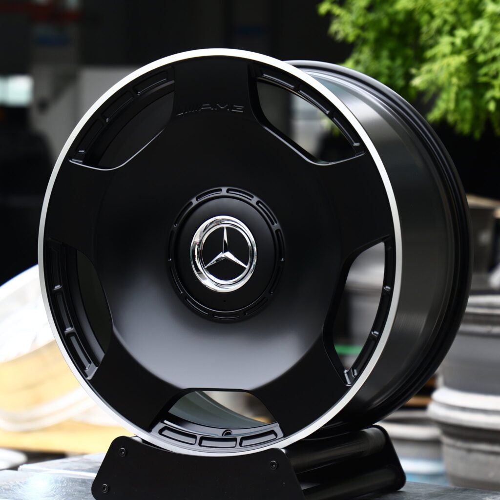 Mercedes-Benz S-Class wheels – Matte Black 3-Spoke Dish Polished Lip (Mercedes-Benz OEM-Style), angled view