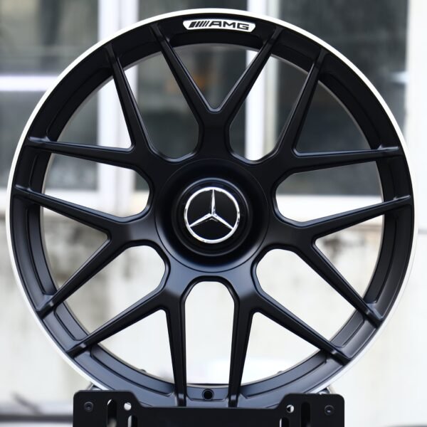 Mercedes-Benz E-Class wheels – Gloss Black 10 Y-Split-Spoke (Mercedes-Benz OEM-Style), front view