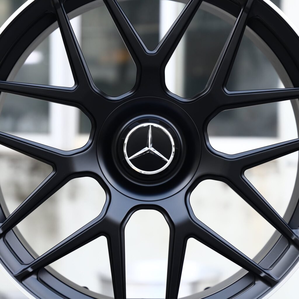 Mercedes-Benz E-Class wheels – Matte Black 7 Y-Spoke (Mercedes-Benz OEM-Style), lip and barrel detail