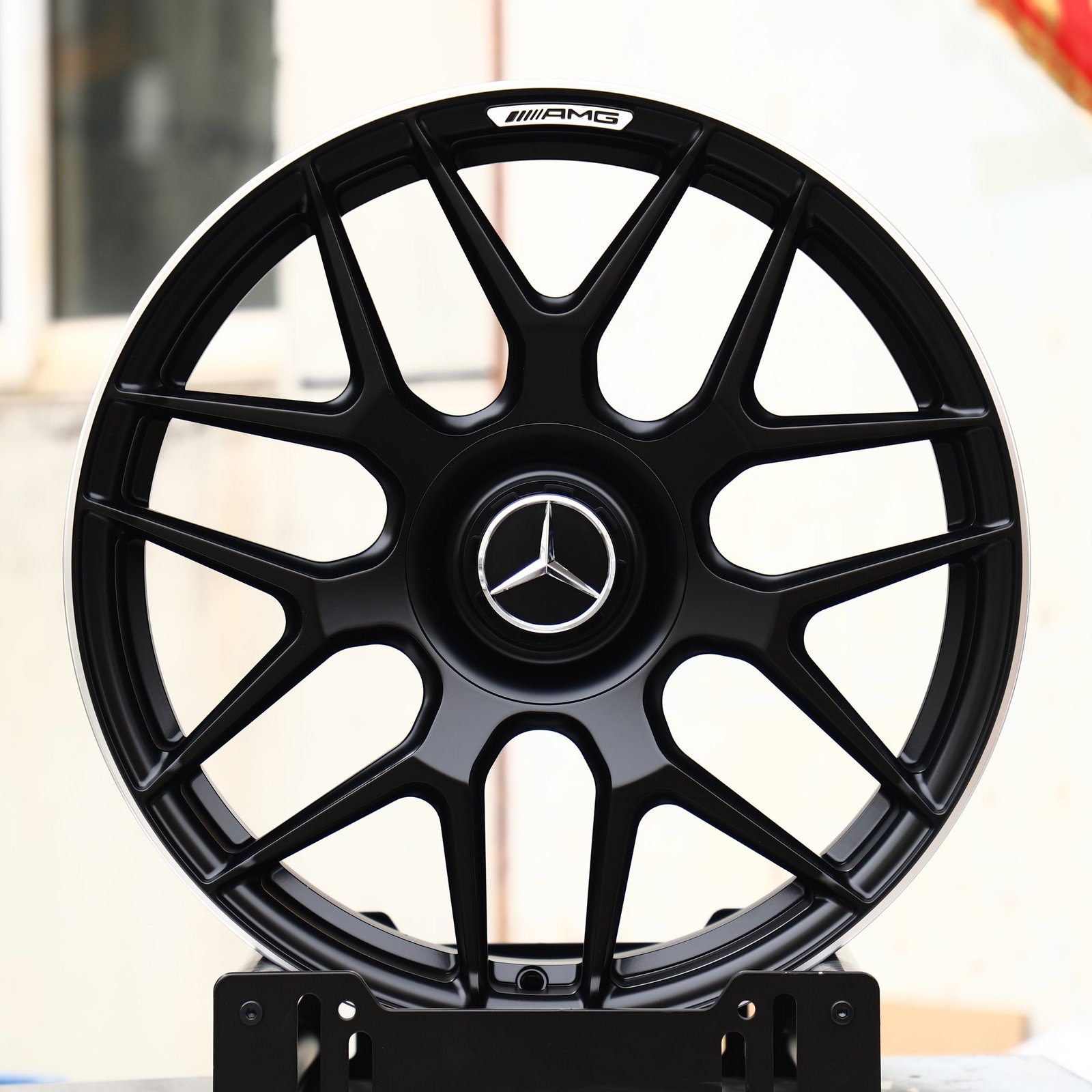 Mercedes-Benz E-Class wheels – Matte Black 7 Y-Spoke (Mercedes-Benz OEM-Style), front view