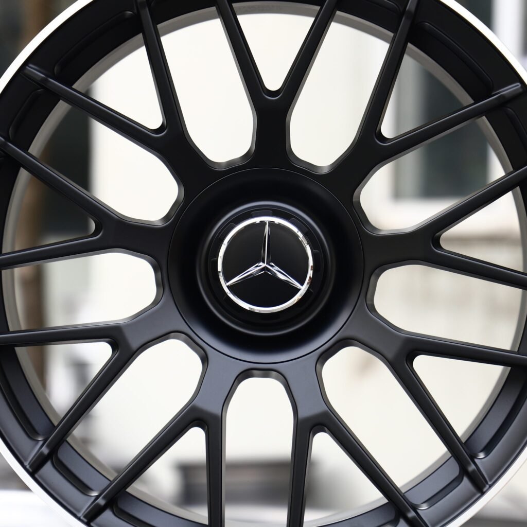 Mercedes-Benz E-Class wheels – Matte Black 9 Y-Spoke Mesh (Mercedes-Benz OEM-Style), lip and barrel detail