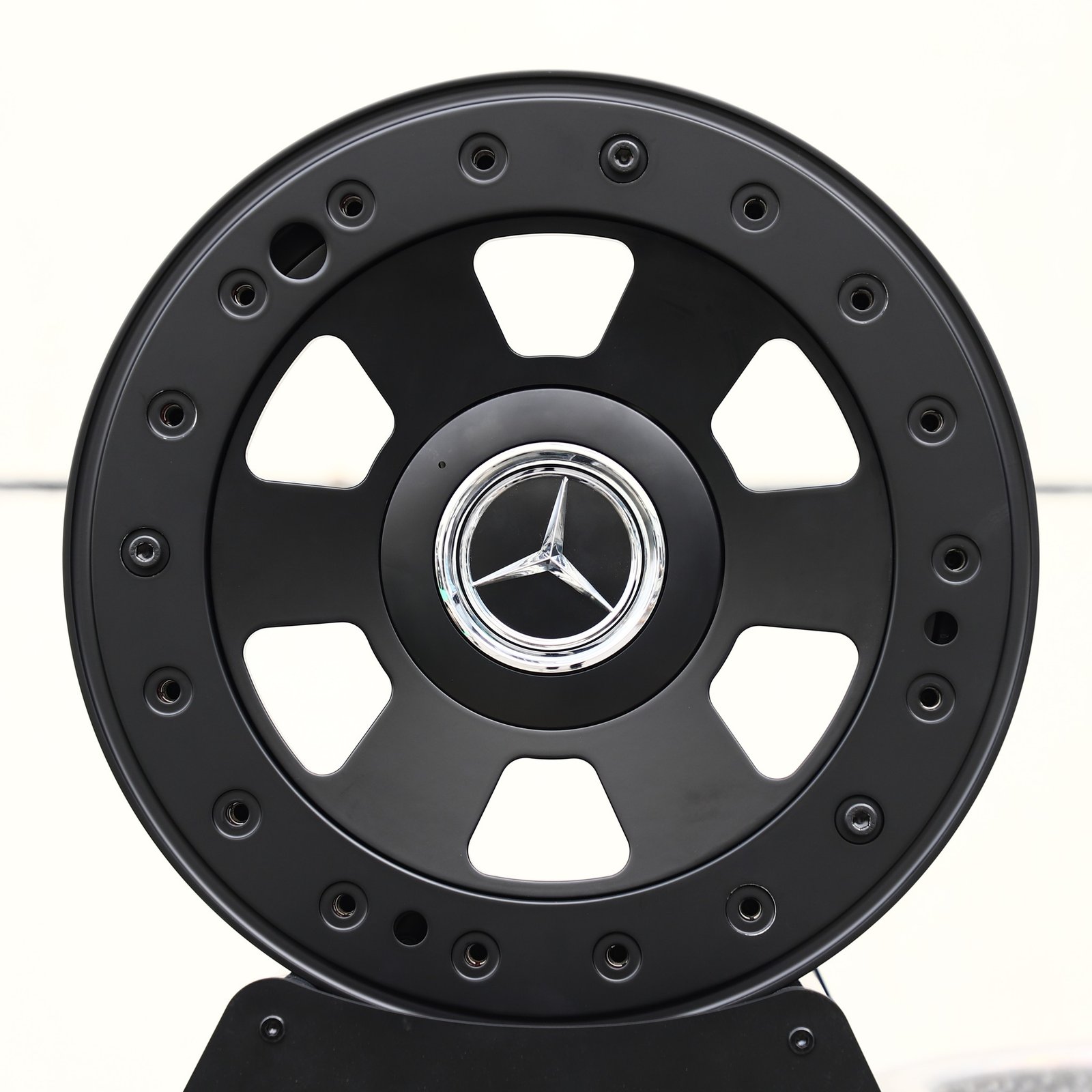 Mercedes-Benz E-Class wheels – Matte Black Steelie-Style Beadlock (Mercedes-Benz OEM-Style), front view