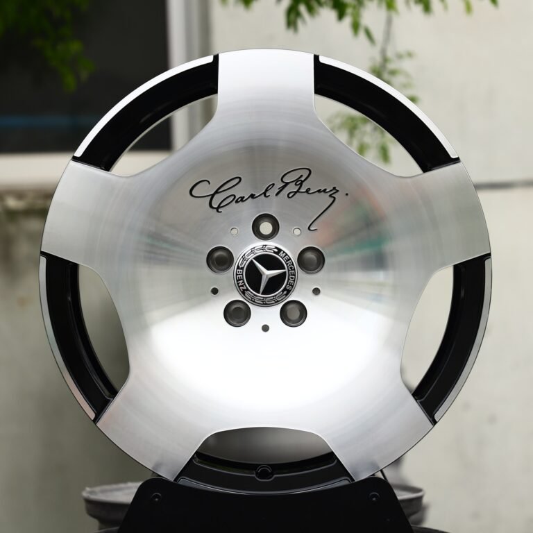 Mercedes-Benz E-Class wheels – Polished / Black 3-Spoke Dish (Mercedes-Benz OEM-Style), front view
