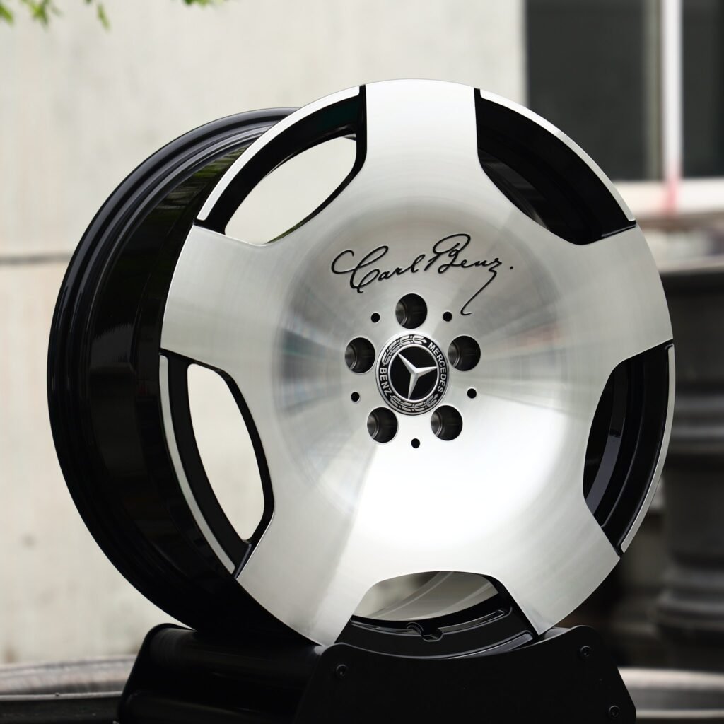 Mercedes-Benz S-Class wheels – Polished / Black 3-Spoke Dish (Mercedes-Benz OEM-Style), angled view