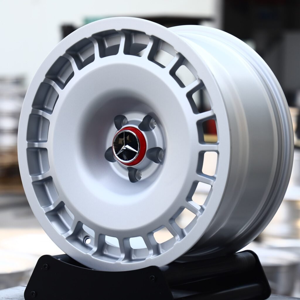 Mercedes-Benz S-Class wheels – Silver Slotted Dish (Mercedes-Benz OEM-Style), angled view