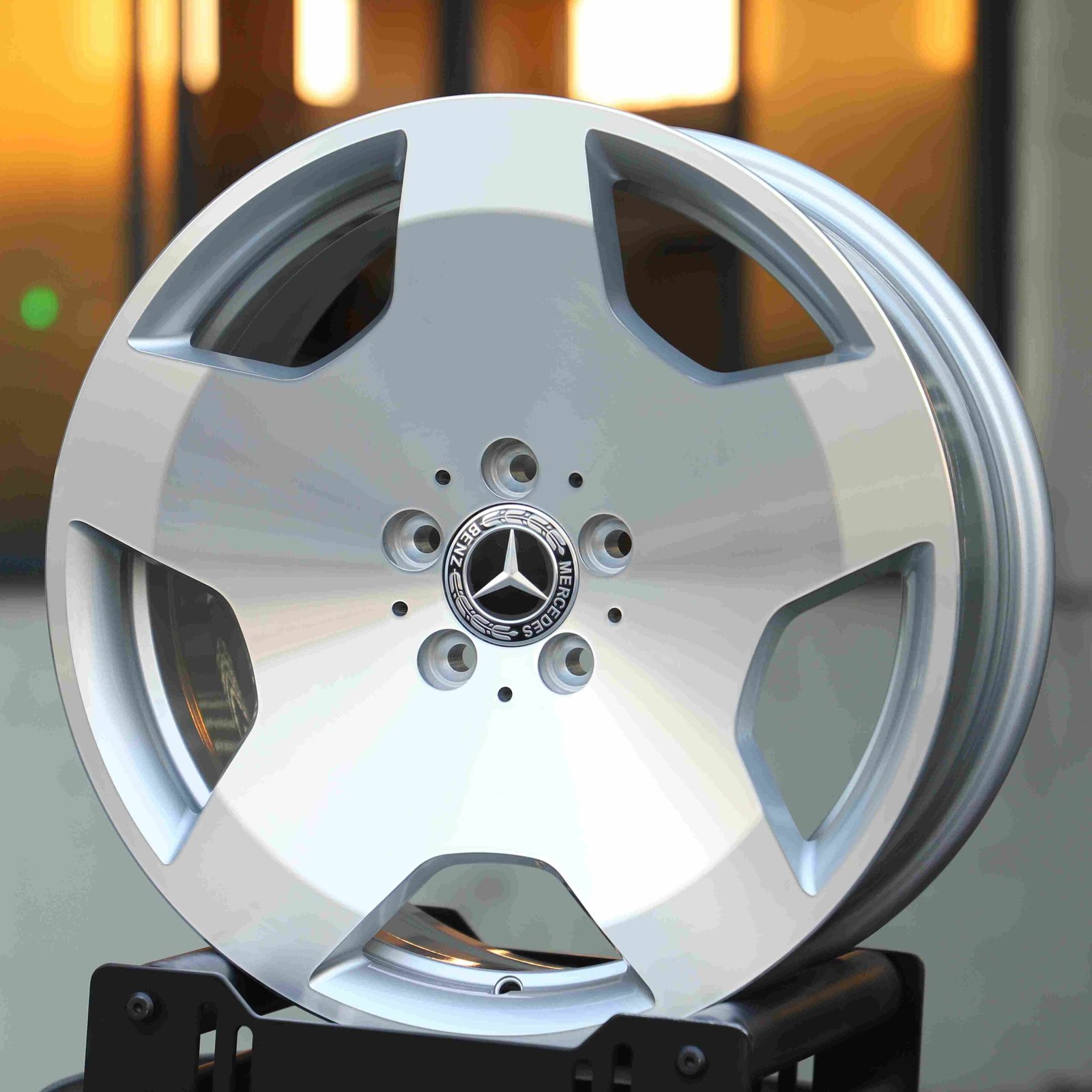 Mercedes-Benz E-Class wheels – Bright Silver 5-Spoke Full-Face, front view