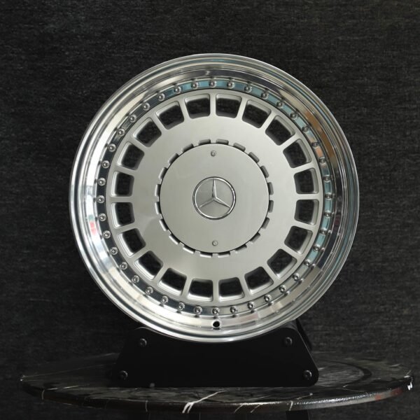 Mercedes-Benz E-Class wheels – Bright Silver Faux 2-Piece Full-Face Riveted Deep Lip, front view